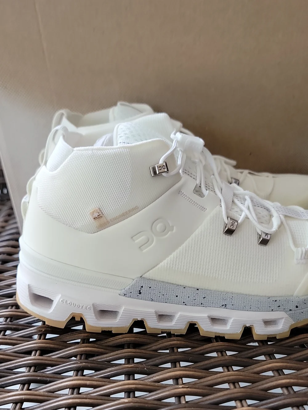 On Cloudtrax Undyed Women's White Mesh Lace Up Mid Top Sneakers